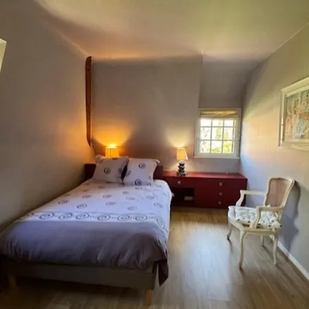 Large House With Garden Vakantiehuis Tourgeville