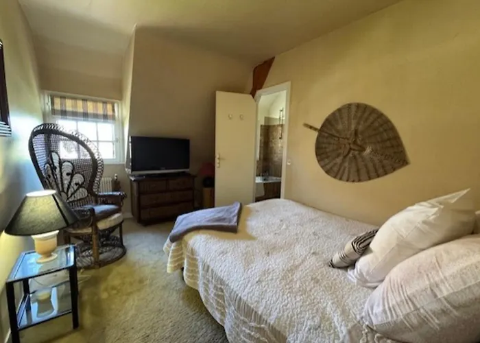 Large House With Garden Tourgeville