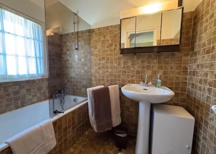 Large House With Garden * Tourgeville